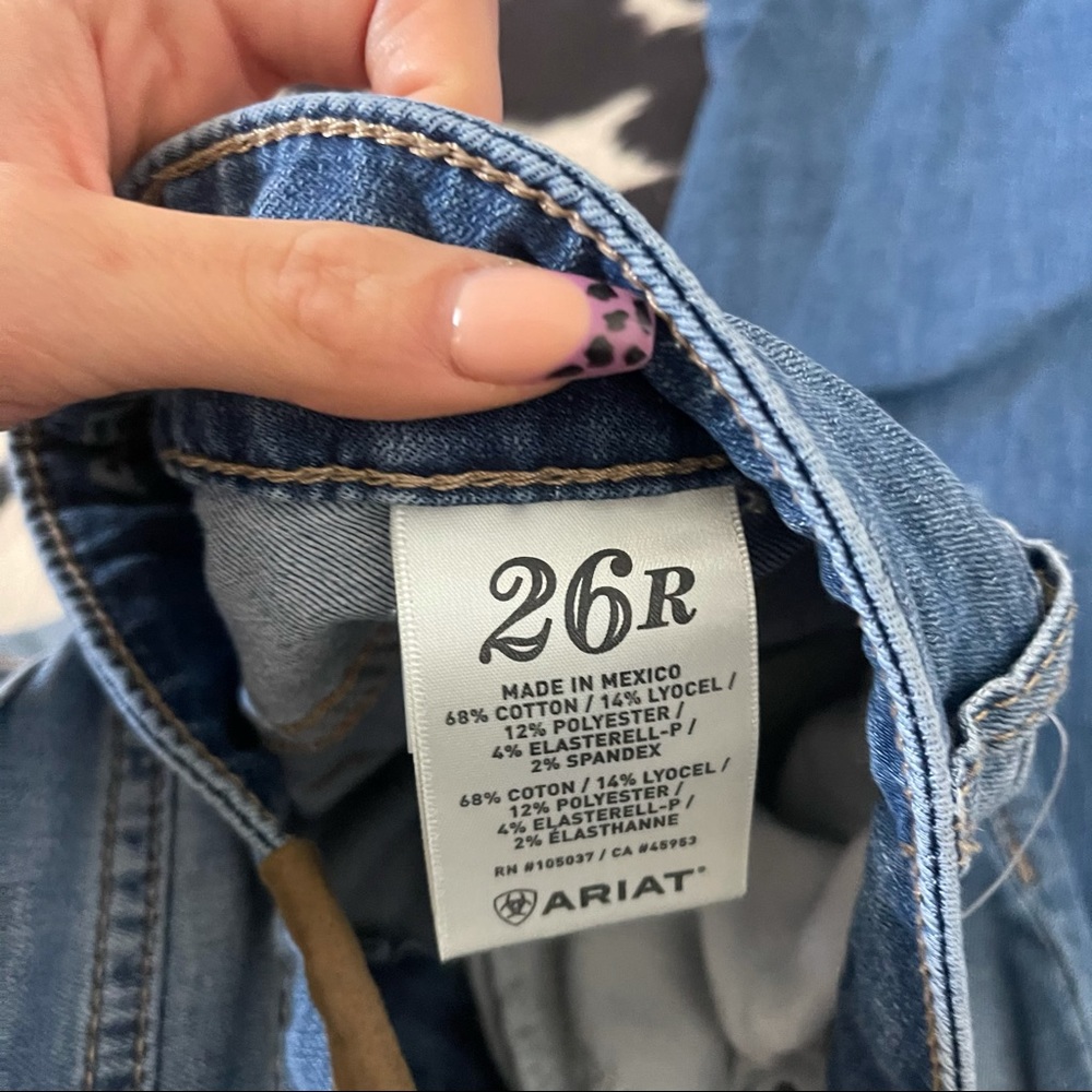 ARIAT Perfect Rise Boot Cut Jeans - Picture 3 of 3